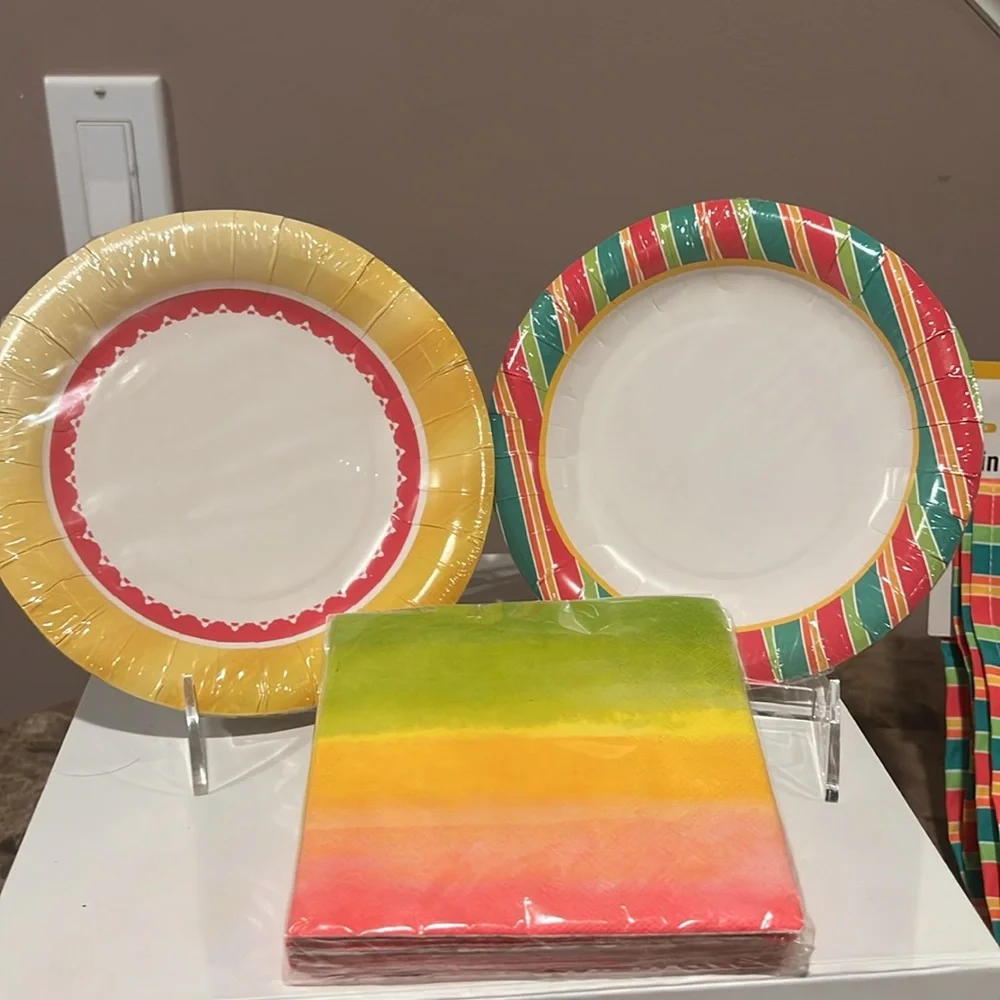 Celebrate It “Summer” Serveware and Party Supplies Bundle